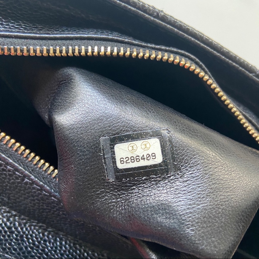❌SOLD❌ CHANEL Black Caviar 💎 Jumbo Flap Bag Zip - Picture 16 of 16